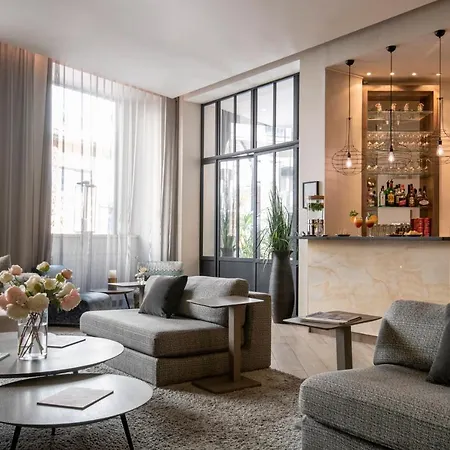 Western Cosy 4* Ницца