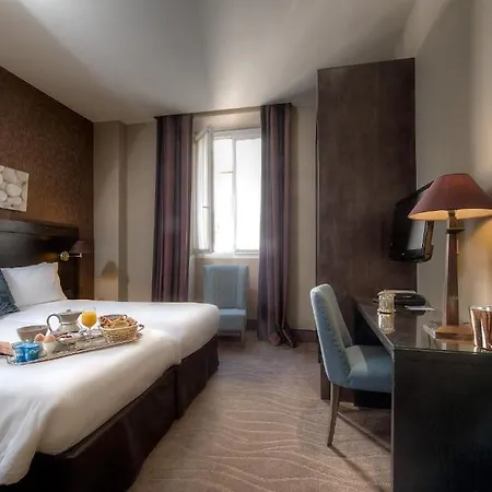 Western Cosy 4* Ницца