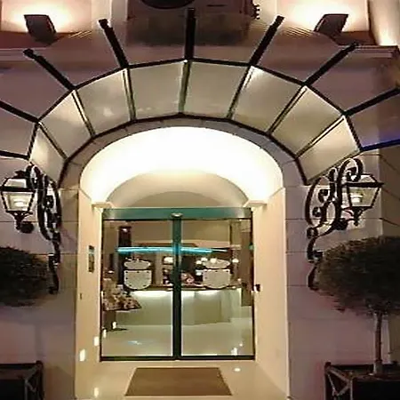 Western Cosy Ницца